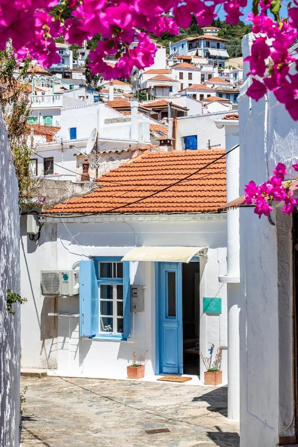Helios Lovely Apartment Skopelos Town Exterior photo